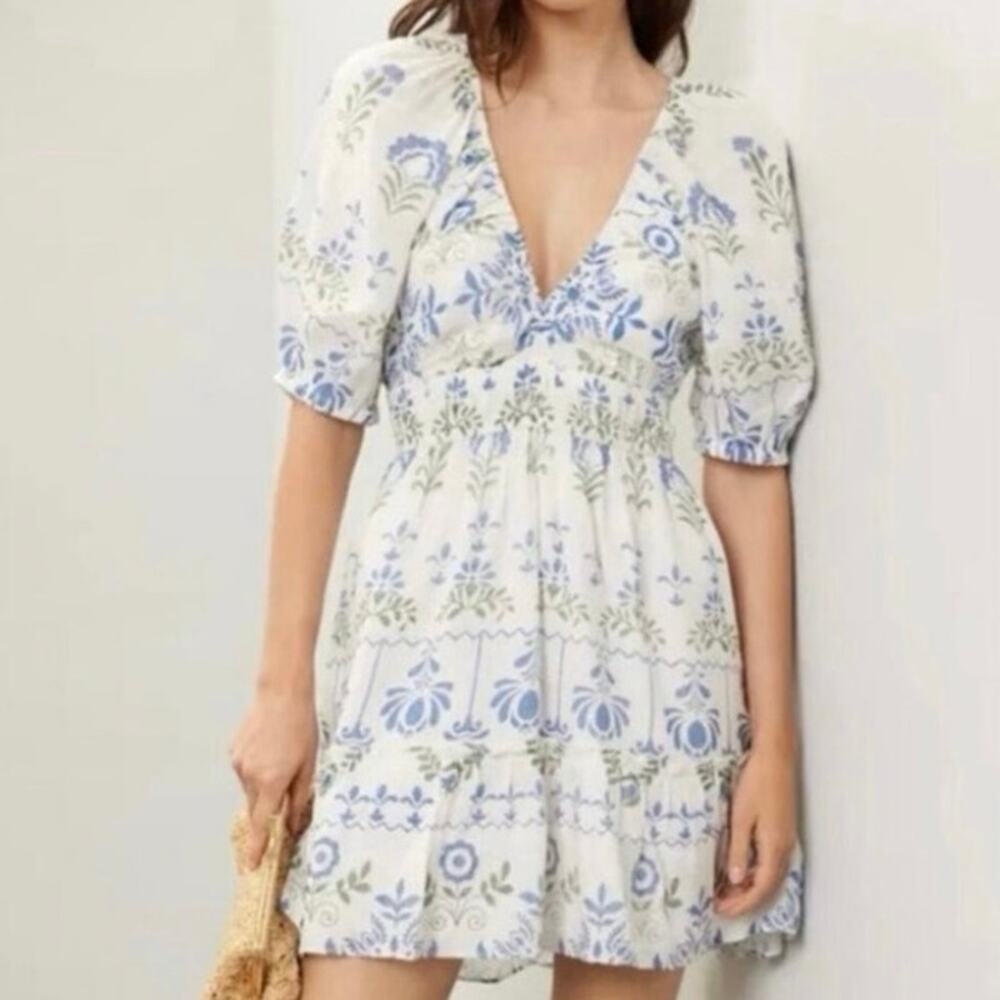 Saylor Gracey floral mini Dress
Size Small